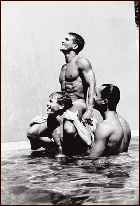 Tom Bianchi original gelatin silver print depicting three male nudes frolicking in a pool